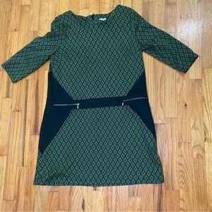 SOHO Apparel Ltd, Green\Gold\Black geometric print dress Size Xl